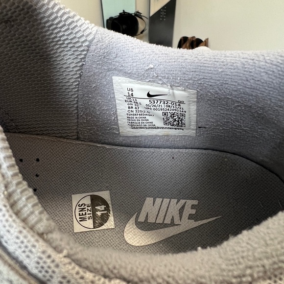 Nike running shoes - Picture 4 of 5